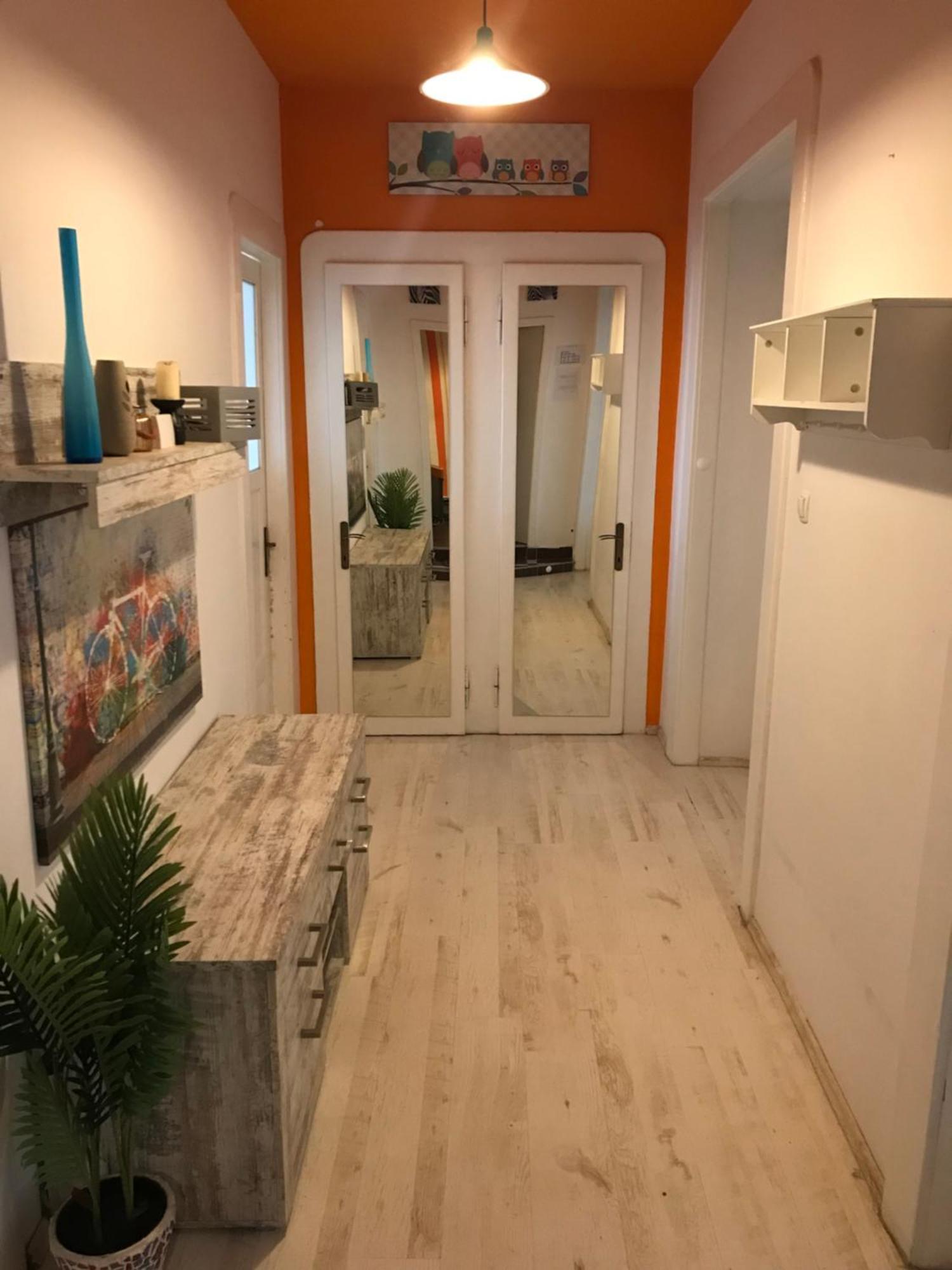 River City Apartments غييكا المظهر الخارجي الصورة